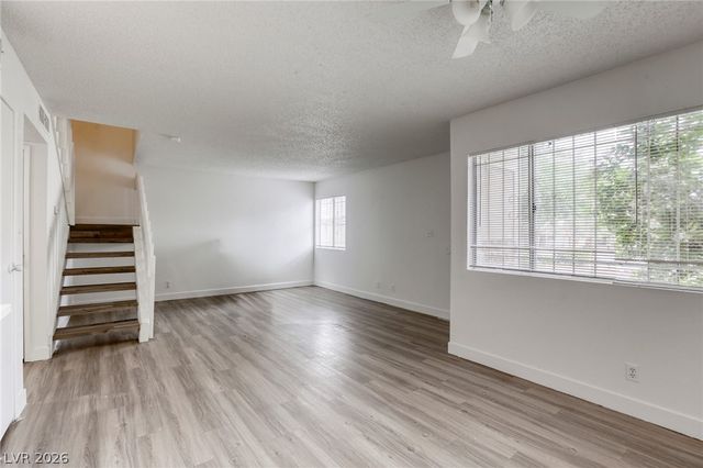 4770 Topaz Street 14, Las Vegas, NV 89121