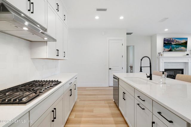 38 SOMERVILLE Drive, Ponte Vedra, FL 32081