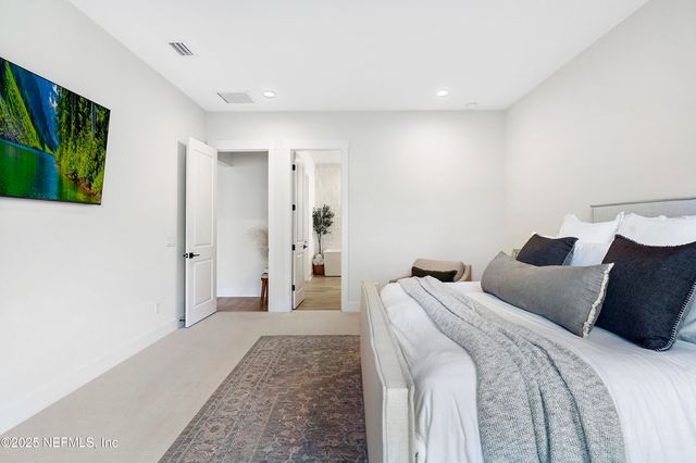 38 SOMERVILLE Drive, Ponte Vedra, FL 32081