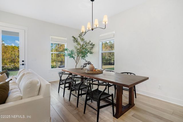 38 SOMERVILLE Drive, Ponte Vedra, FL 32081