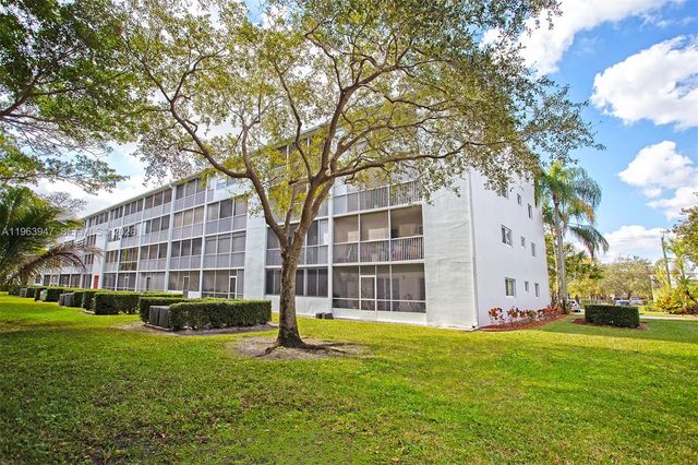1301 SW 135th Terrace 413J, Pembroke Pines, FL 33027