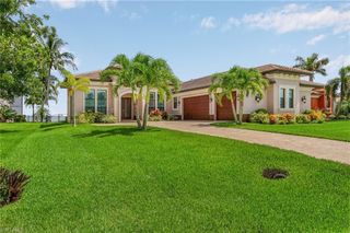 2262 SE 28th ST, Cape Coral, FL 33904