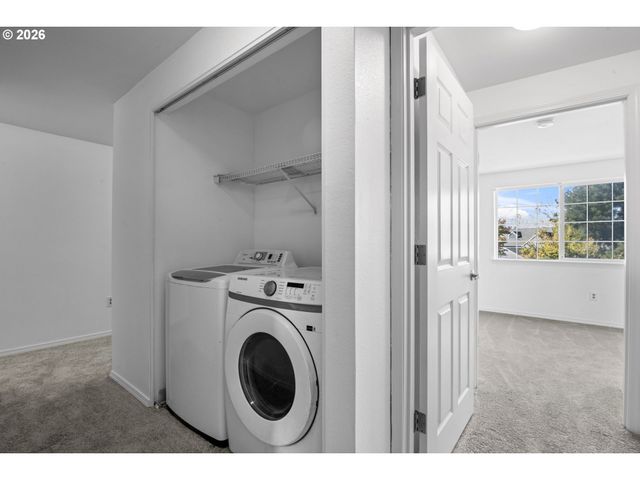 17516 Nw SPRINGVILLE Rd B7, Portland, OR 97229
