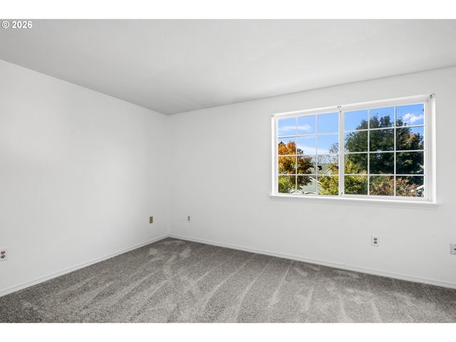 17516 Nw SPRINGVILLE Rd B7, Portland, OR 97229