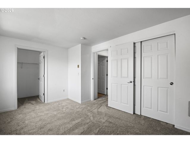 17516 Nw SPRINGVILLE Rd B7, Portland, OR 97229