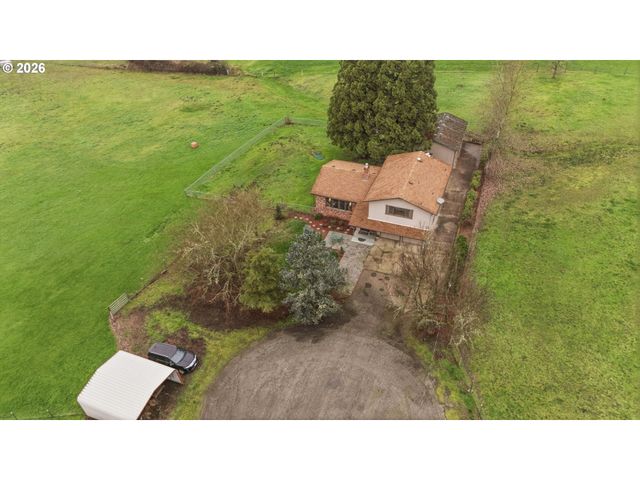 270 GLENWOOD Ct, Roseburg, OR 97471