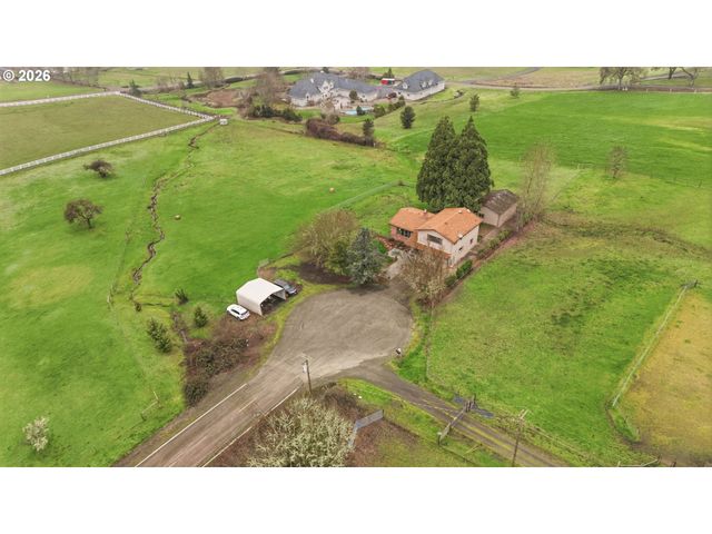 270 GLENWOOD Ct, Roseburg, OR 97471