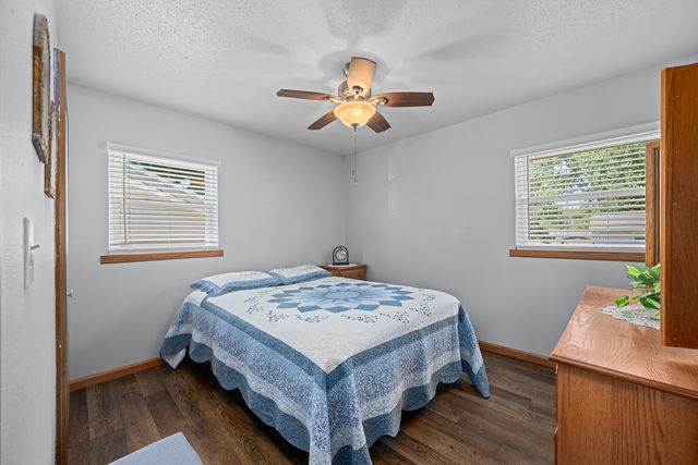 3524 W Columbia Avenue, Davenport, IA 52804