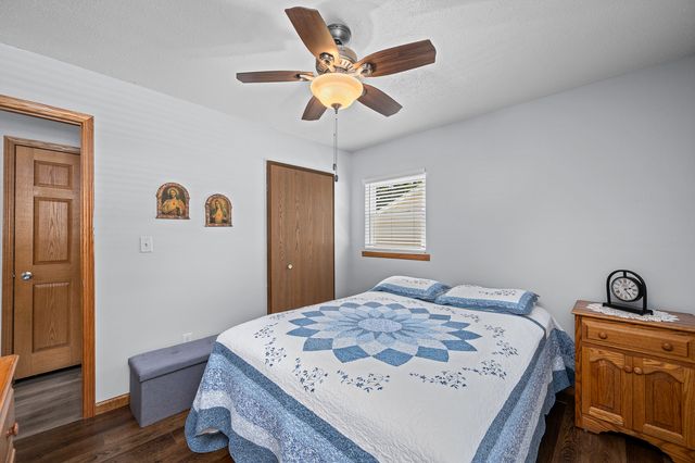 3524 W Columbia Avenue, Davenport, IA 52804