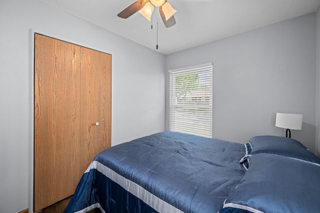 3524 W Columbia Avenue, Davenport, IA 52804