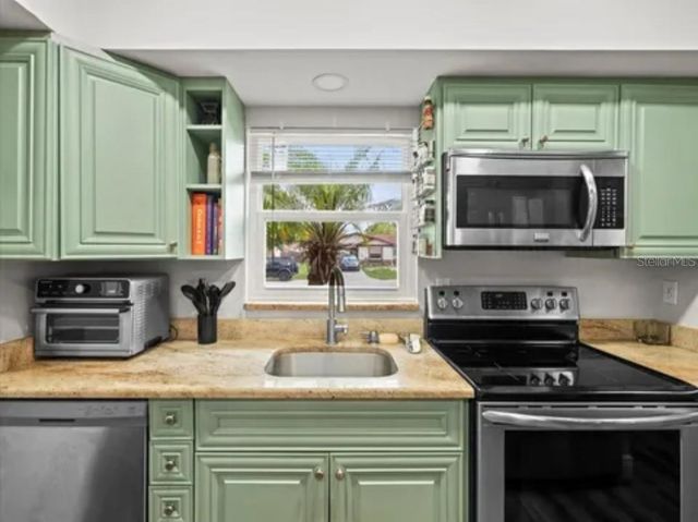 5112 LETITIA COURT, Tampa, FL 33624