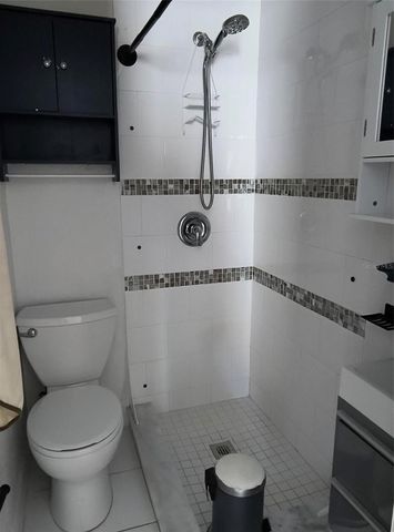 5112 LETITIA COURT, Tampa, FL 33624