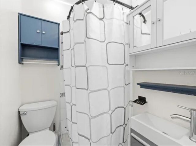 5112 LETITIA COURT, Tampa, FL 33624