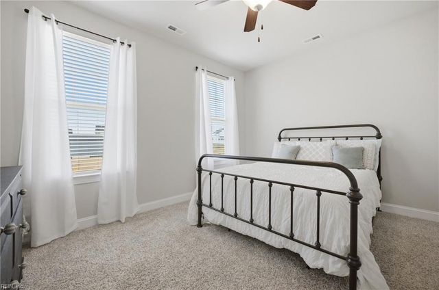 316 Moorland WAY, Moyock, NC 27958