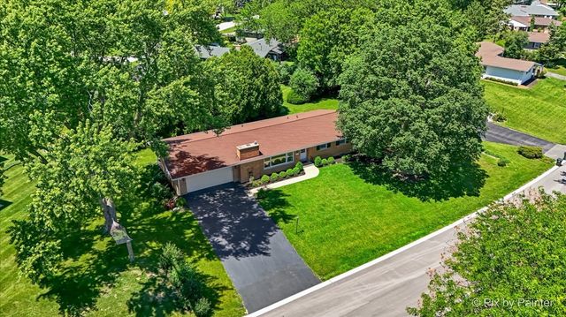 824 Skyline Drive, Barrington, IL 60010