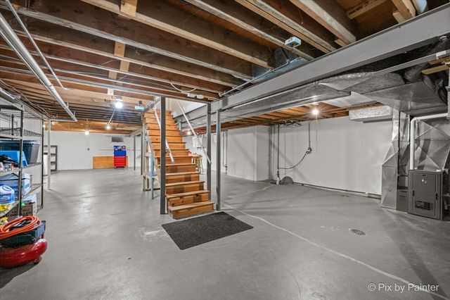 824 Skyline Drive, Barrington, IL 60010
