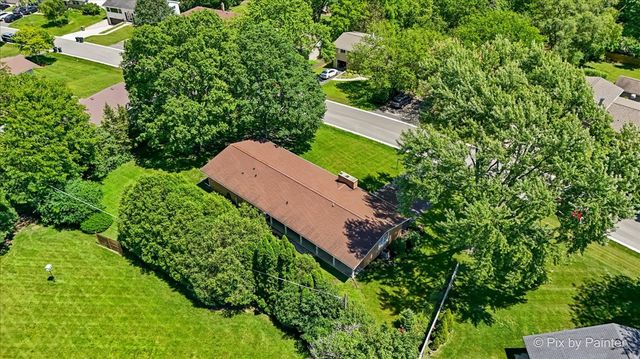 824 Skyline Drive, Barrington, IL 60010
