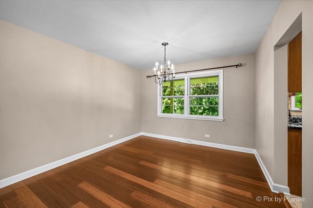 824 Skyline Drive, Barrington, IL 60010
