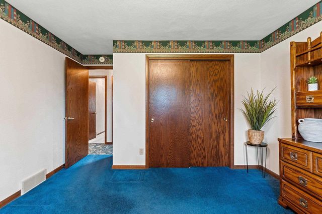 3005 N ABENDROTH STREET, Appleton, WI 54914