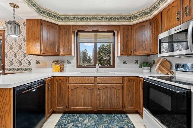 3005 N ABENDROTH STREET, Appleton, WI 54914