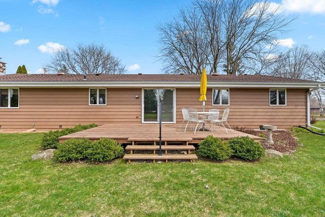 3005 N ABENDROTH STREET, Appleton, WI 54914