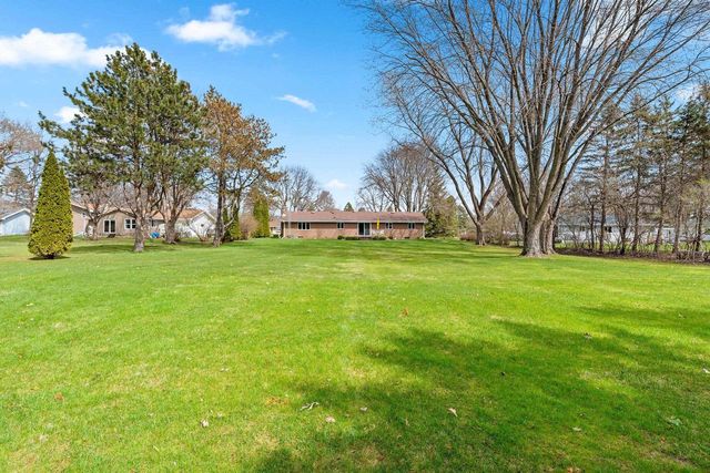 3005 N ABENDROTH STREET, Appleton, WI 54914