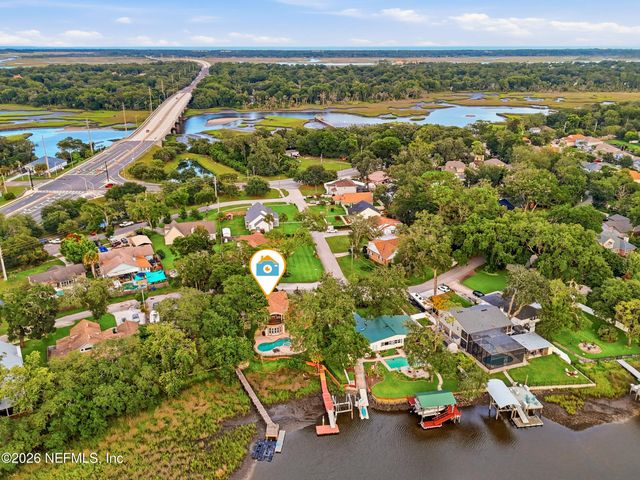 1722 HAMMOCK Circle W, Jacksonville, FL 32225