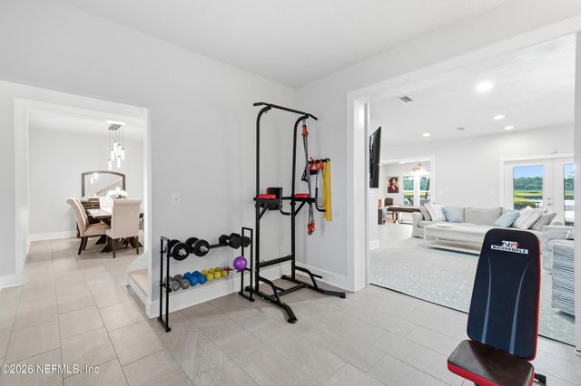 1722 HAMMOCK Circle W, Jacksonville, FL 32225