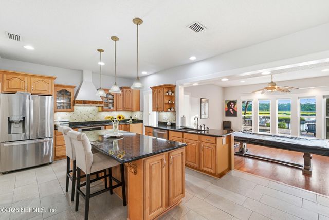 1722 HAMMOCK Circle W, Jacksonville, FL 32225