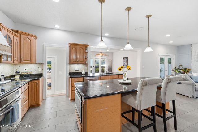 1722 HAMMOCK Circle W, Jacksonville, FL 32225