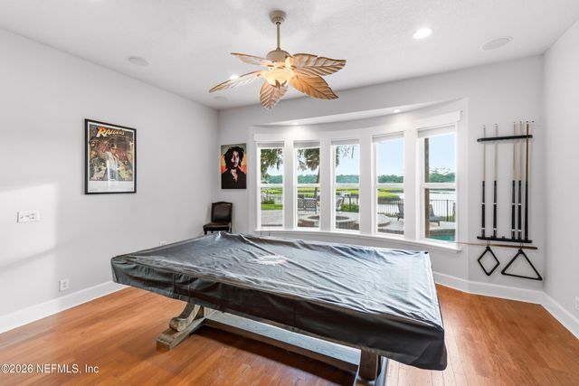 1722 HAMMOCK Circle W, Jacksonville, FL 32225