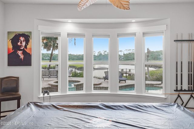 1722 HAMMOCK Circle W, Jacksonville, FL 32225