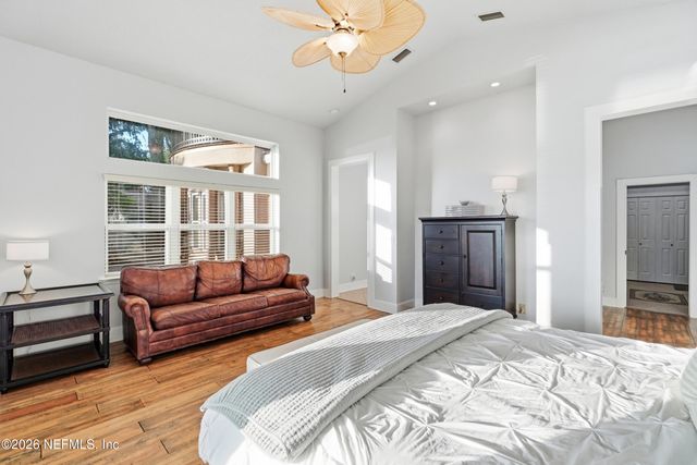 1722 HAMMOCK Circle W, Jacksonville, FL 32225