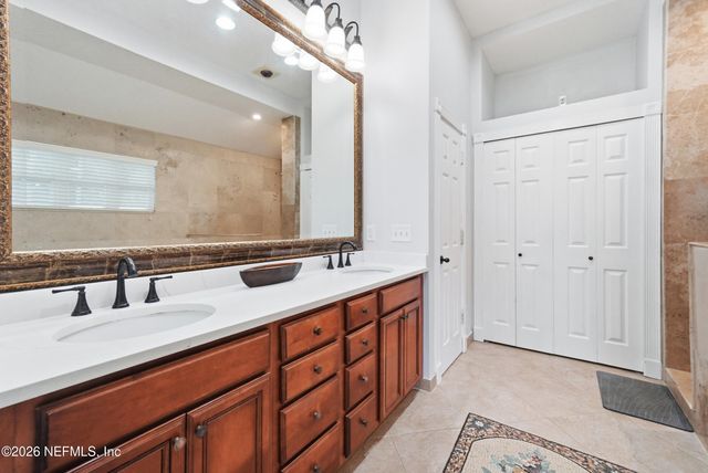1722 HAMMOCK Circle W, Jacksonville, FL 32225