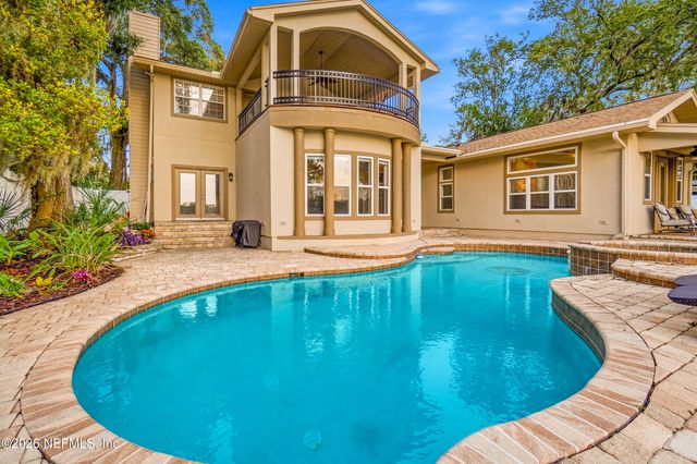 1722 HAMMOCK Circle W, Jacksonville, FL 32225