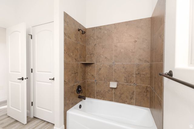 1537 N BLACK LION RD, Washington, UT 84780