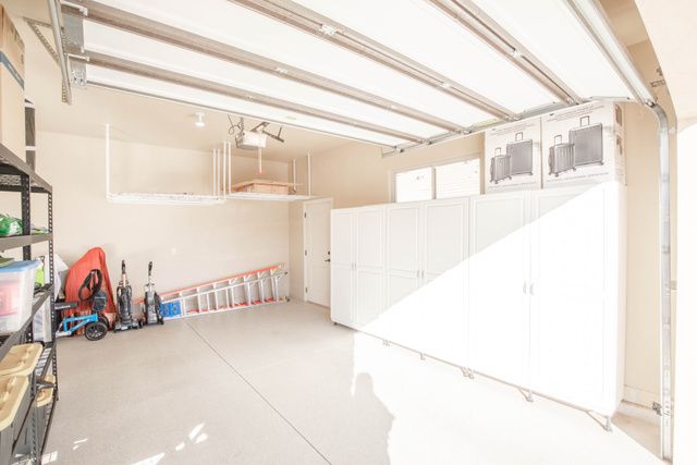 1537 N BLACK LION RD, Washington, UT 84780