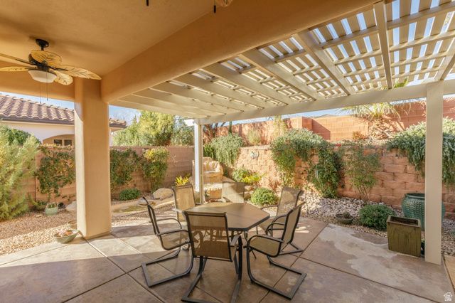 1537 N BLACK LION RD, Washington, UT 84780