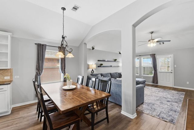 23 Garden Grove Drive, Manvel, TX 77578