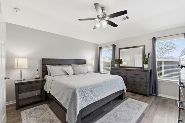 23 Garden Grove Drive, Manvel, TX 77578