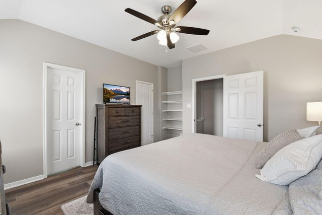 23 Garden Grove Drive, Manvel, TX 77578