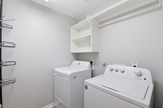 23 Garden Grove Drive, Manvel, TX 77578