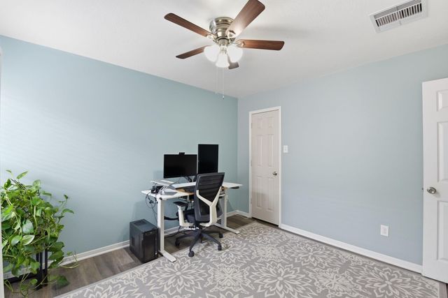 23 Garden Grove Drive, Manvel, TX 77578