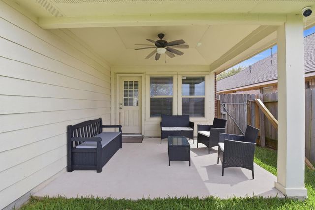 23 Garden Grove Drive, Manvel, TX 77578