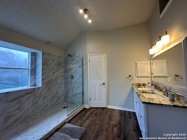 1106 Saxonhill, San Antonio, TX 78253