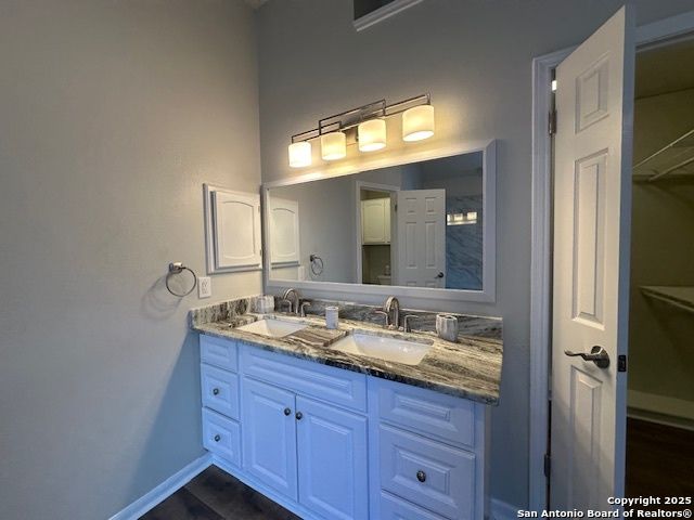 1106 Saxonhill, San Antonio, TX 78253