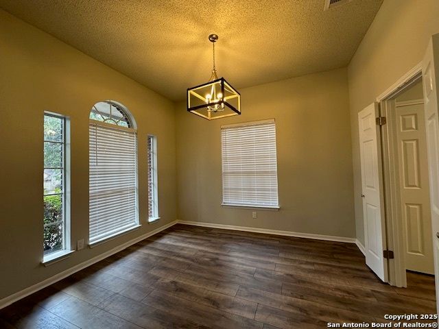 1106 Saxonhill, San Antonio, TX 78253