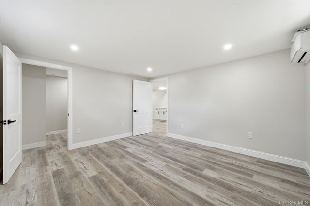 1707 N Gardiner Drive, Bay Shore, NY 11706