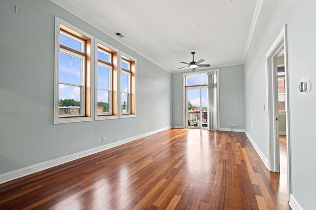 4755 N Washtenaw Avenue 309, Chicago, IL 60625