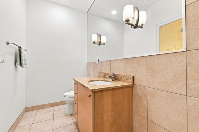4755 N Washtenaw Avenue 309, Chicago, IL 60625